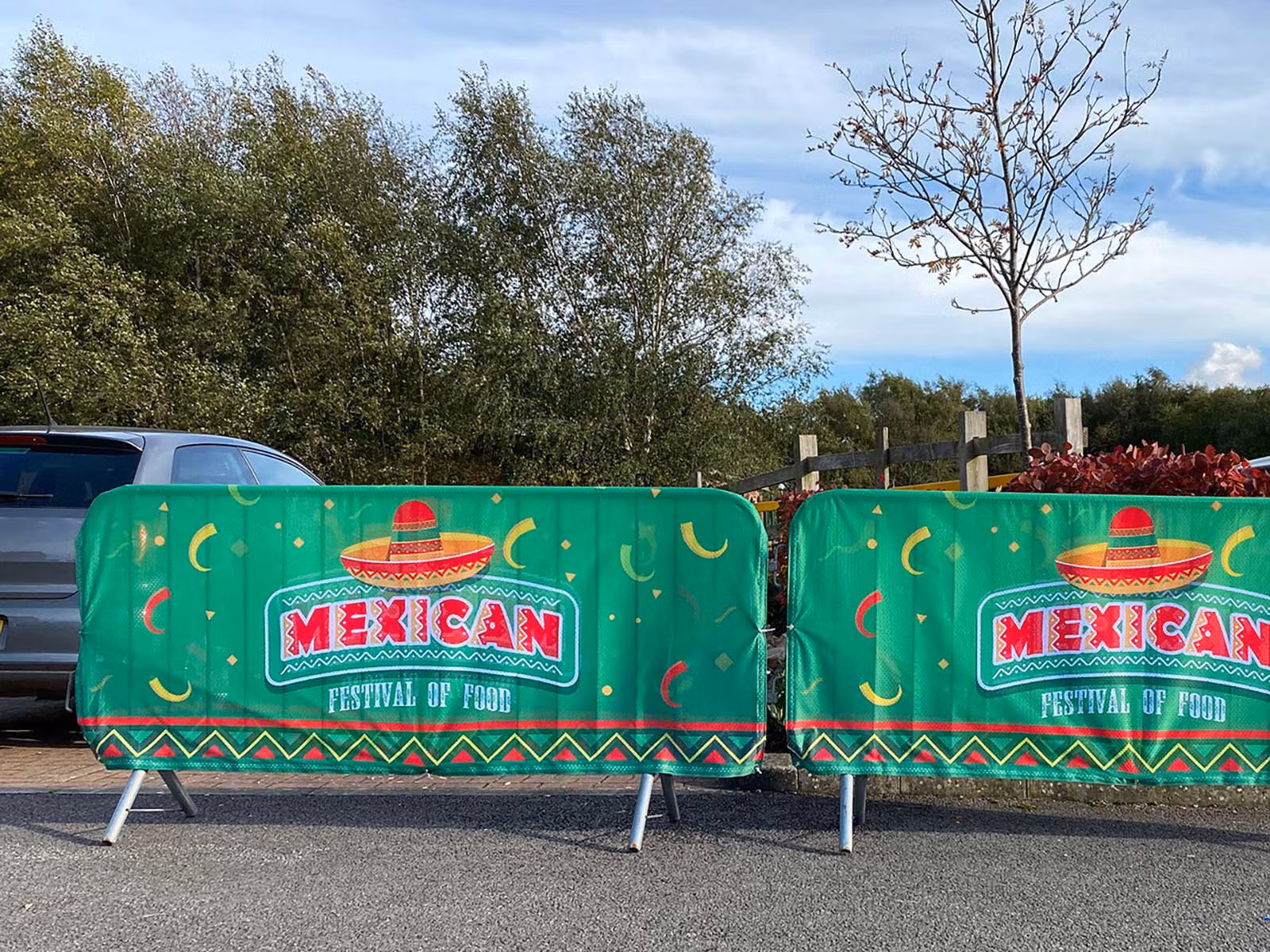 Airmesh printed crowd barriers