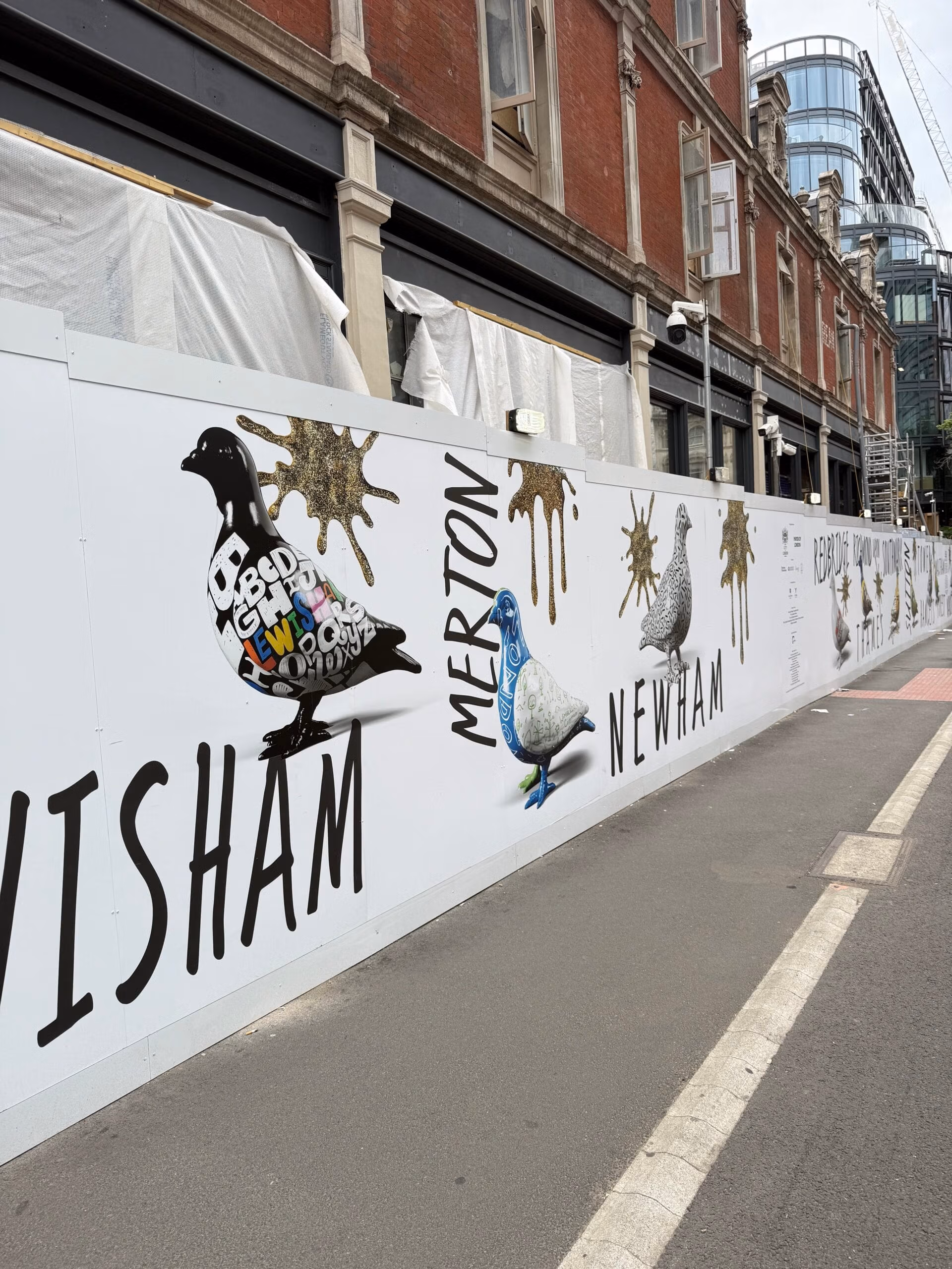 Printed custom hoarding