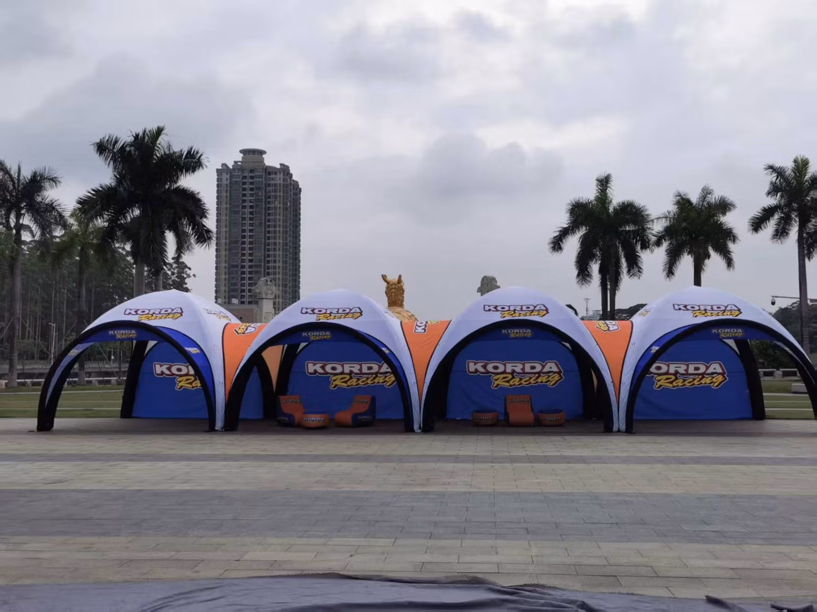 4 x 4m x 4m inflatable tent