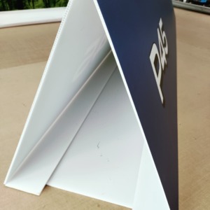 Straightback toblerone event sign with printed end caps at exhibition